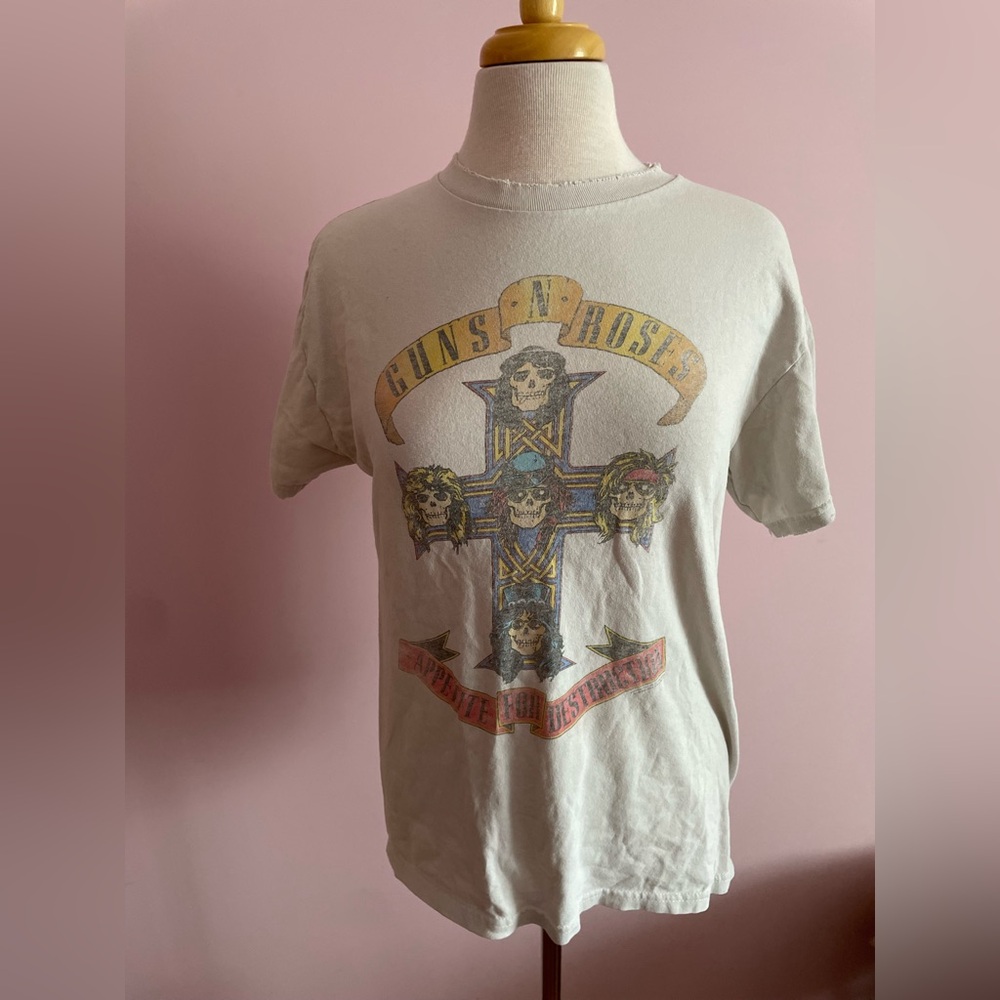 Bravado Cream Guns and Roses Short Sleeve Tee